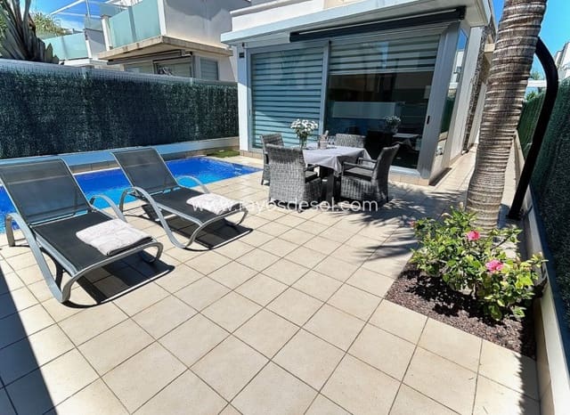 2 bedroom Villa for sale in Lo Pagan, San Pedro del Pinatar with pool - € 305,000 (Ref: 9665593)