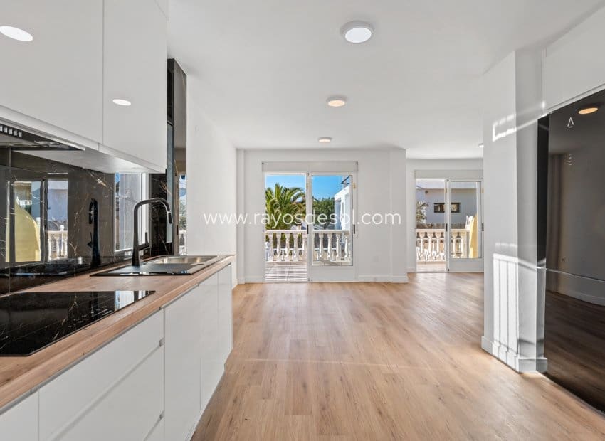 3 sovrum Villa till salu i Benimar med pool - 269 000 € (Ref: 9665601)