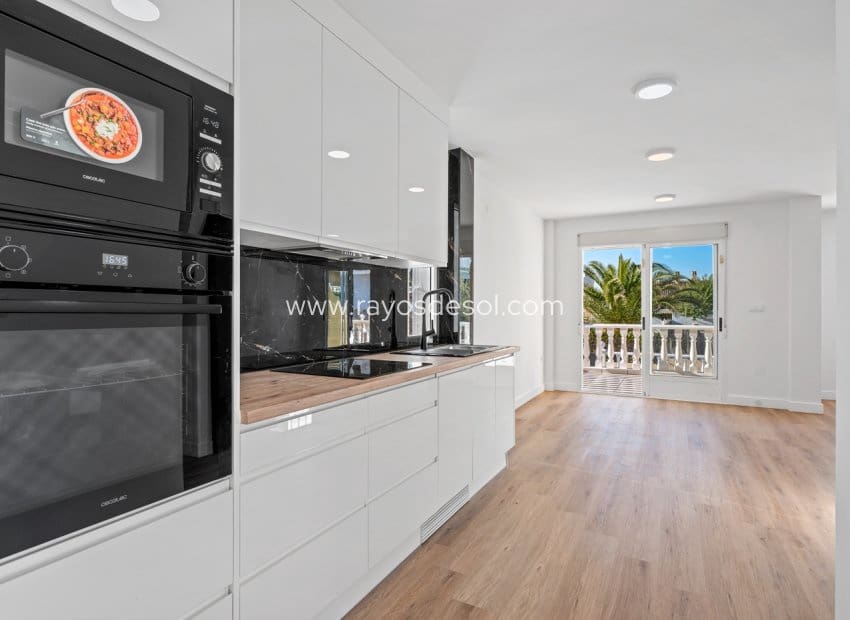 3 sovrum Villa till salu i Benimar med pool - 269 000 € (Ref: 9665601)