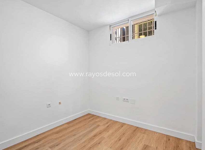 3 sovrum Villa till salu i Benimar med pool - 269 000 € (Ref: 9665601)