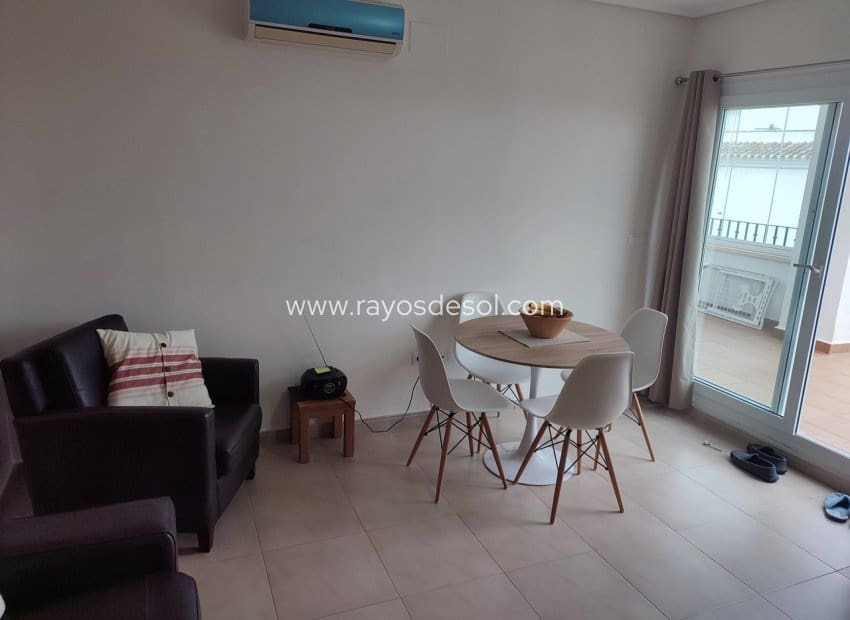 2 soverom Leilighet til salgs i Avileses med svømmebasseng - € 145 000 (Ref: 9665604)