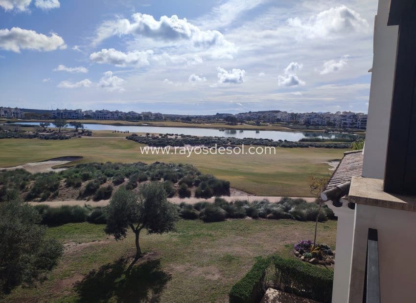 2 soverom Leilighet til salgs i Avileses med svømmebasseng - € 145 000 (Ref: 9665604)