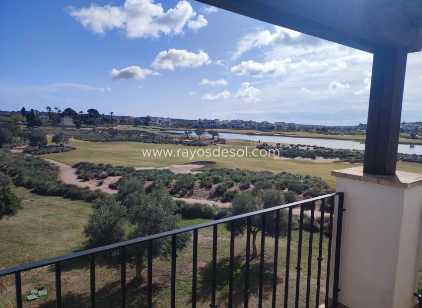 2 soverom Leilighet til salgs i Avileses med svømmebasseng - € 145 000 (Ref: 9665604)