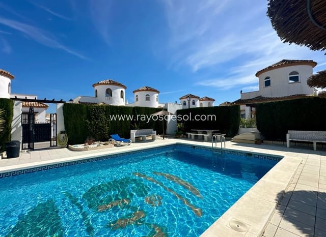 3 slaapkamer Villa te koop in El Raso, Guardamar del Segura met zwembad - € 220.000 (Ref: 9674583)