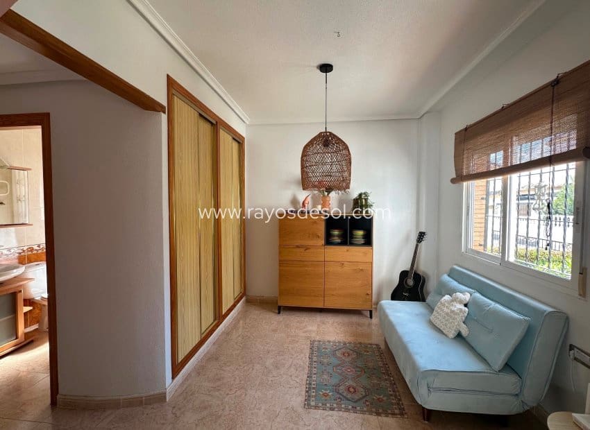 3 bedroom Villa for sale in El Raso with pool - € 220,000 (Ref: 9674583)