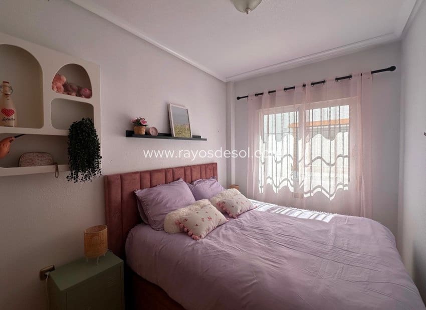 3 bedroom Villa for sale in El Raso with pool - € 220,000 (Ref: 9674583)