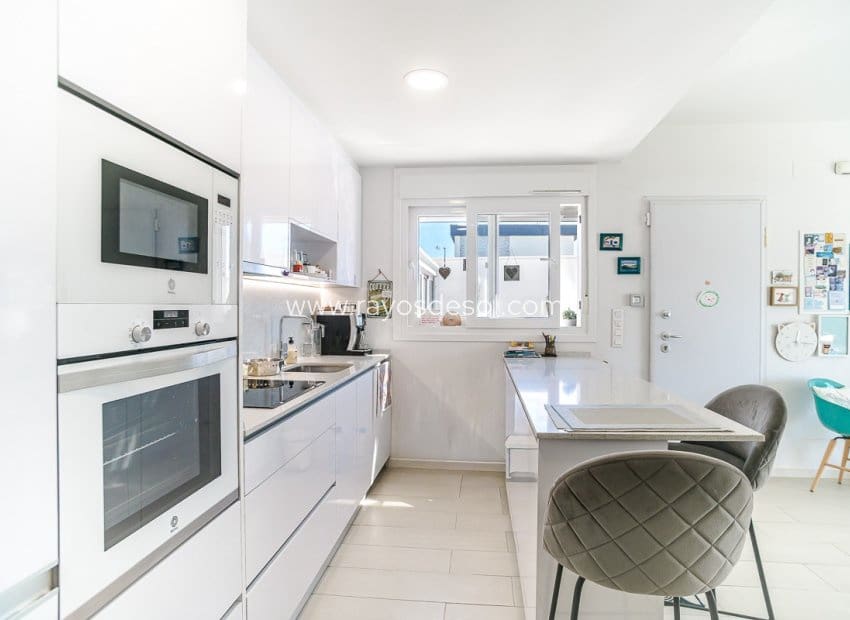 3 soveværelse Villa til salg i Pilar de la Horadada - € 450.000 (Ref: 9687563)