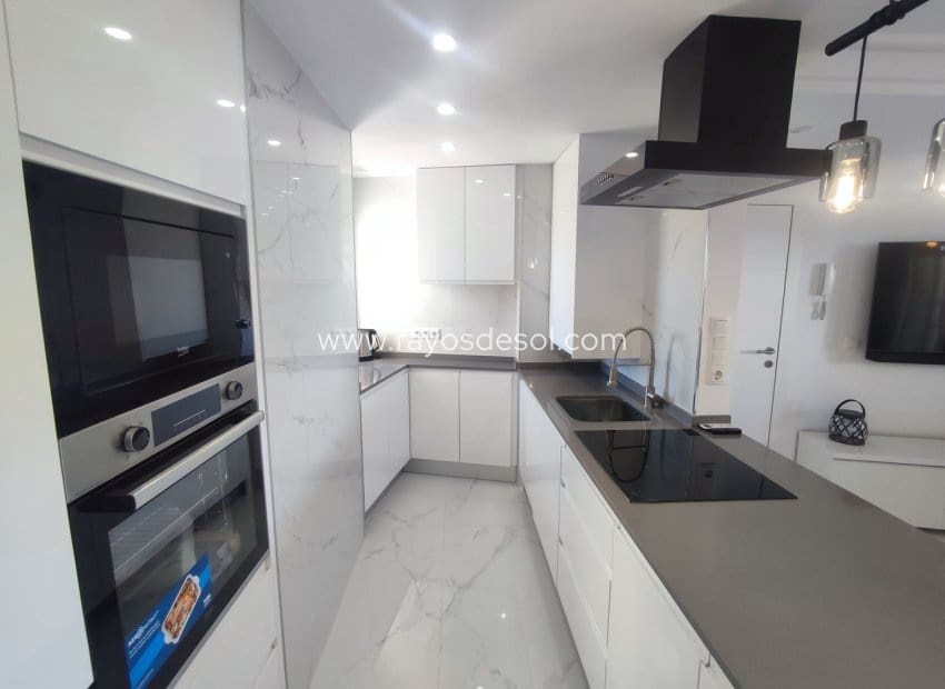 2 soverom Leilighet til salgs i Sucina med svømmebasseng - € 189 000 (Ref: 9687564)