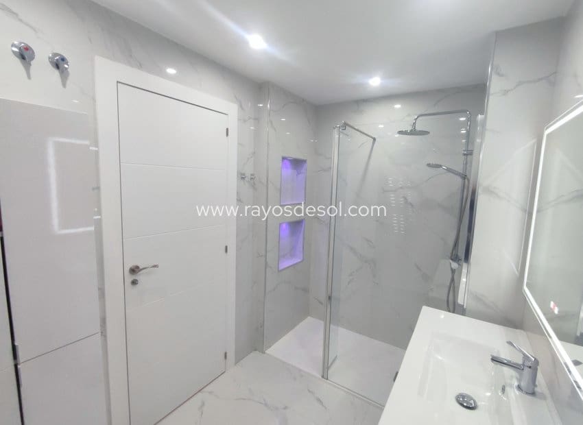 2 soverom Leilighet til salgs i Sucina med svømmebasseng - € 189 000 (Ref: 9687564)