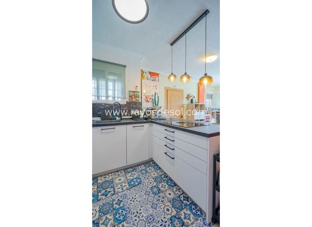 2 soveværelse Rækkehus til salg i Punta Prima, Torrevieja med swimmingpool - € 269.000 (Ref: 9691498)