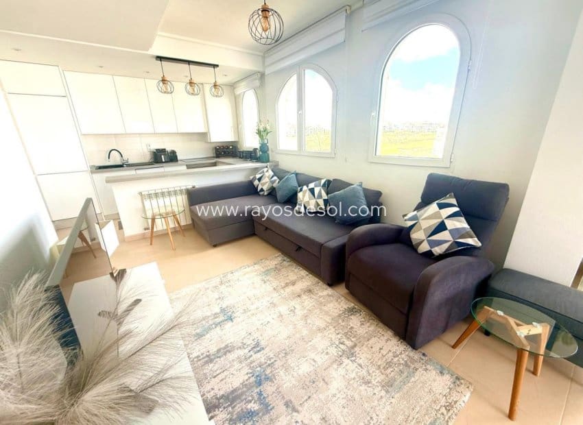 2 soveværelse Penthouse til salg i Sucina med swimmingpool - € 239.995 (Ref: 9719119)