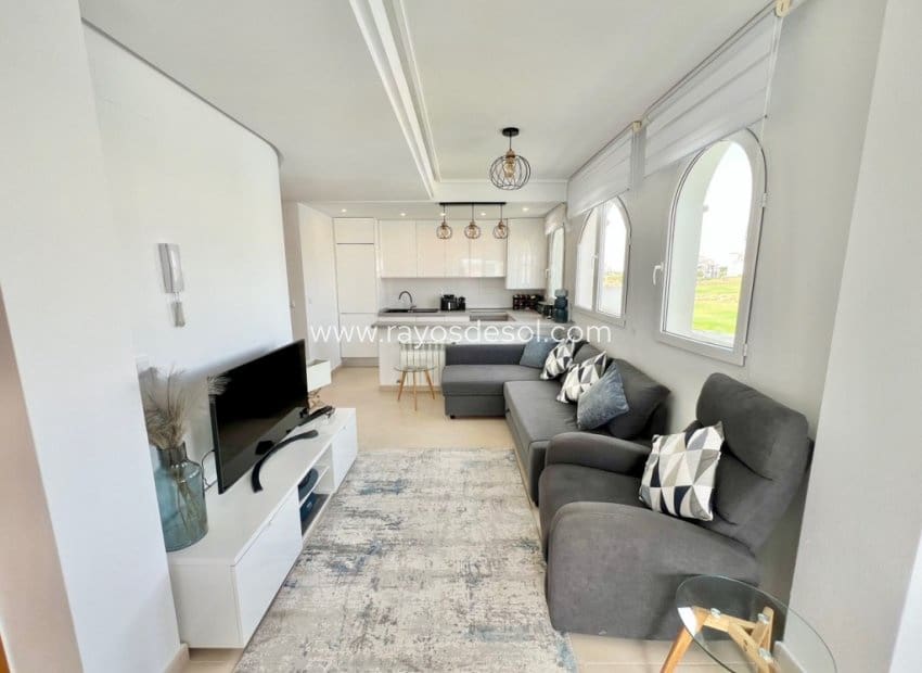 2 soveværelse Penthouse til salg i Sucina med swimmingpool - € 216.500 (Ref: 9719119)