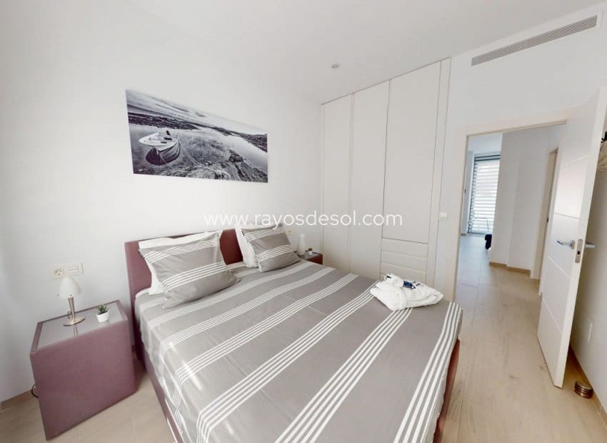 3 soverom Villa til salgs i Los Alcazares med svømmebasseng - € 469 000 (Ref: 9719120)