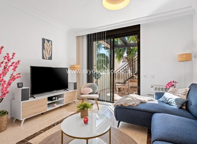 Apartamento de 2 habitaciones en Los Alcázares en venta con piscina - 259.000 € (Ref: 9719121)