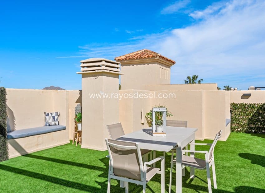 Apartamento de 2 habitaciones en Los Alcázares en venta con piscina - 259.000 € (Ref: 9719121)