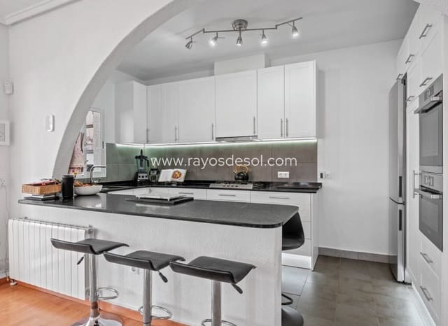 Chalet de 3 habitaciones en Ciudad Quesada, Rojales en venta con piscina - 495.000 € (Ref: 9723902)