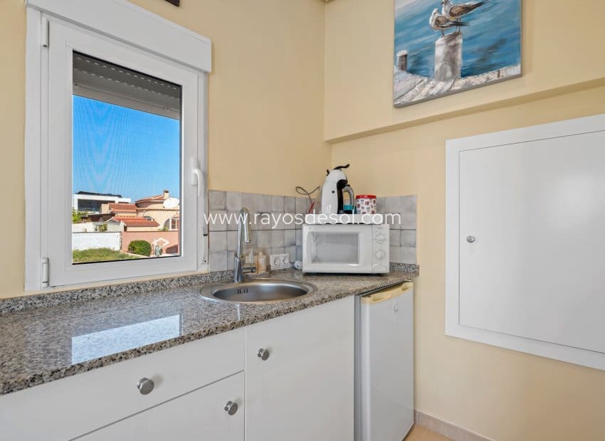 Chalet de 3 habitaciones en Rojales en venta con piscina - 495.000 € (Ref: 9723902)