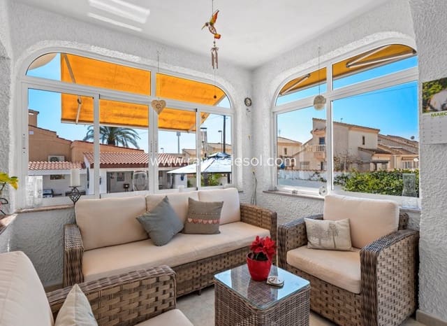 Chalet de 3 habitaciones en Ciudad Quesada, Rojales en venta con piscina - 495.000 € (Ref: 9723902)