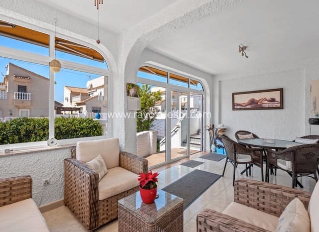 Chalet de 3 habitaciones en Ciudad Quesada, Rojales en venta con piscina - 495.000 € (Ref: 9723902)