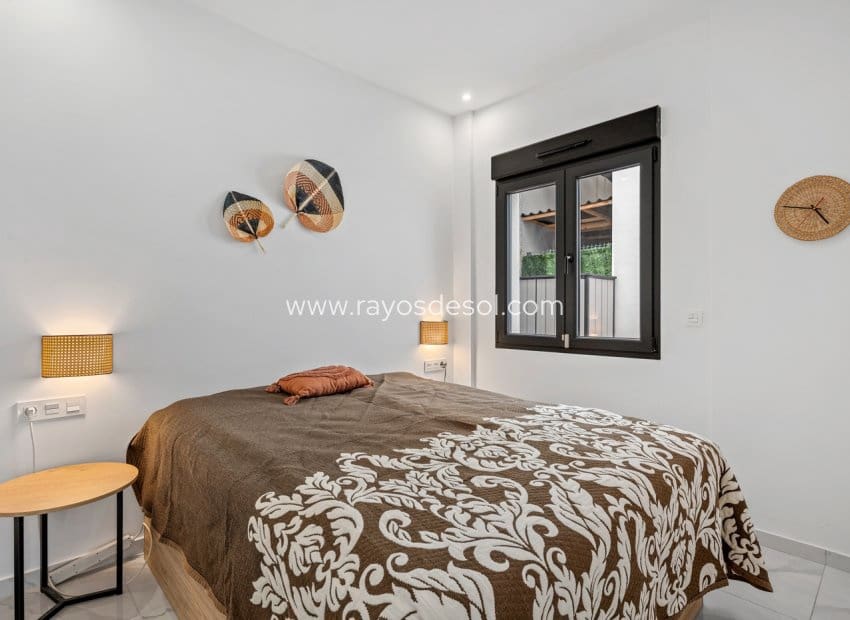 3 bedroom Villa for sale in Benijofar with pool - € 410,000 (Ref: 9747092)