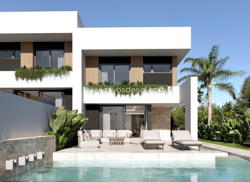 3 bedroom Villa for sale in Filipinas with pool - € 559,000 (Ref: 9748161)