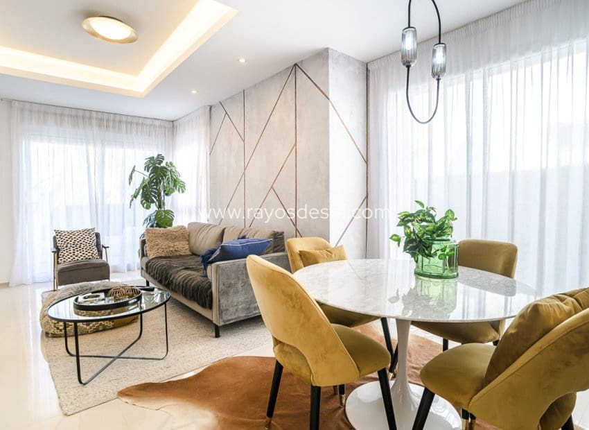 3 soveværelse Villa til salg i Ciudad Quesada med swimmingpool - € 390.000 (Ref: 9755869)