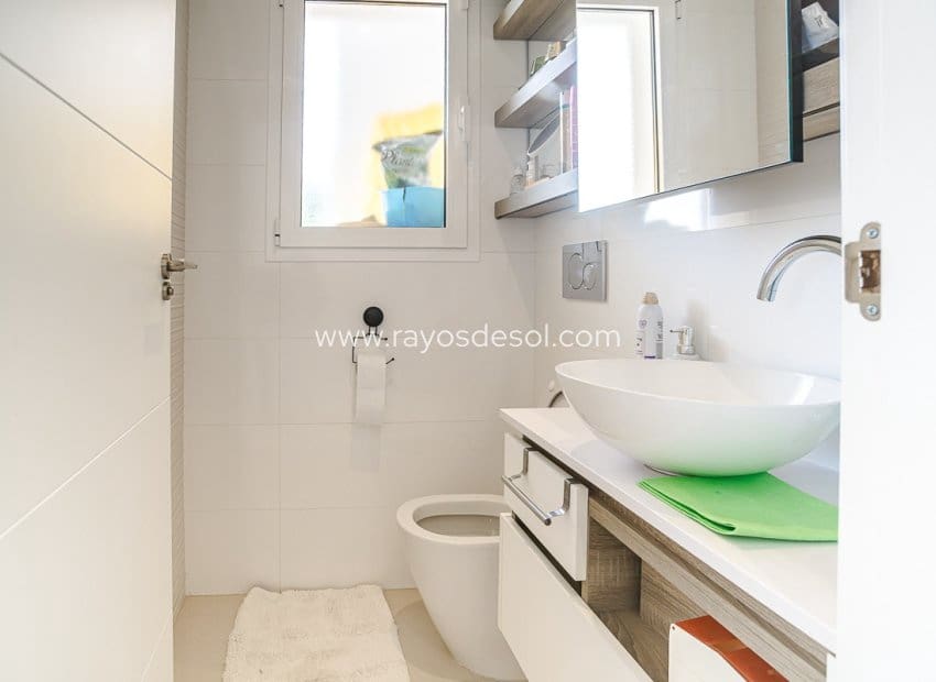 3 soveværelse Villa til salg i Ciudad Quesada med swimmingpool - € 390.000 (Ref: 9755869)