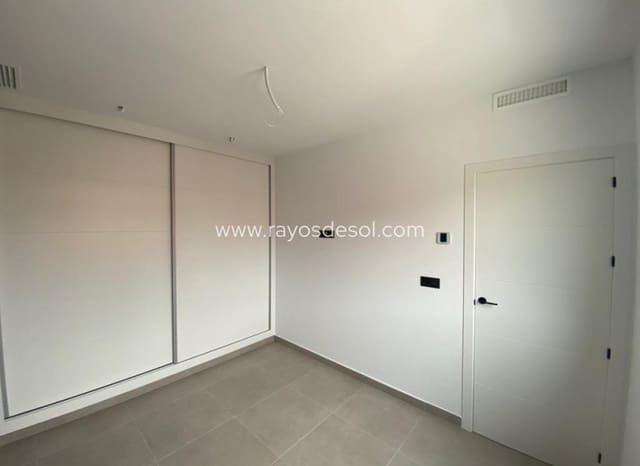 3 soveværelse Villa til salg i Las Lomas de Rame - Bahía Bella, Los Alcázares med swimmingpool - € 419.900 (Ref: 9781430)