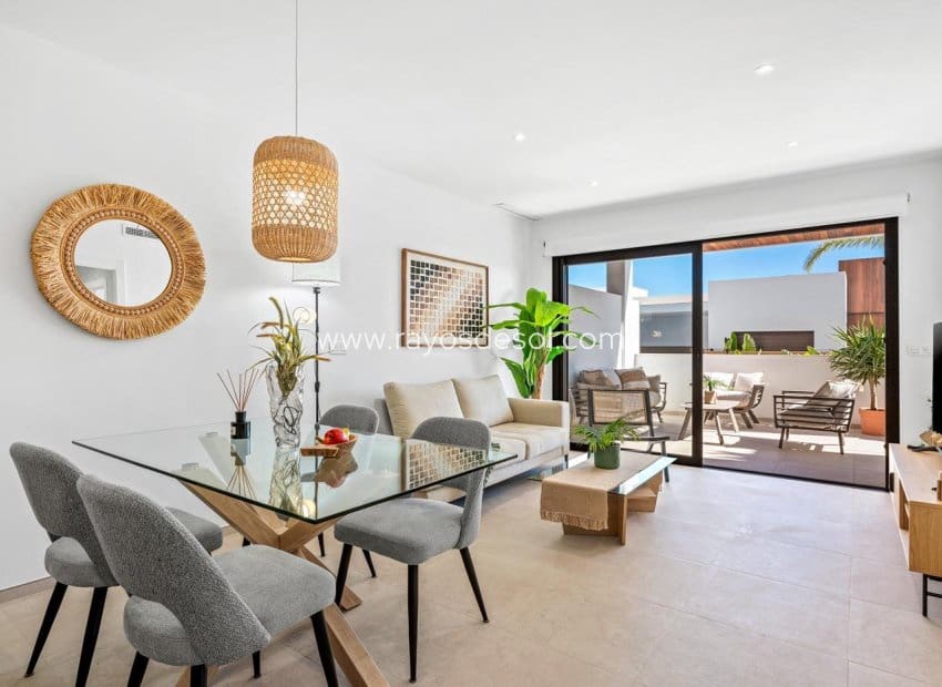 2 chambre Appartement à vendre à Los Alcazares avec piscine - 269 000 € (Ref: 9785578)