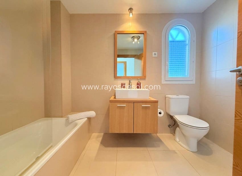 2 soveværelse Lejlighed til salg i Sucina med swimmingpool - € 149.995 (Ref: 9793521)