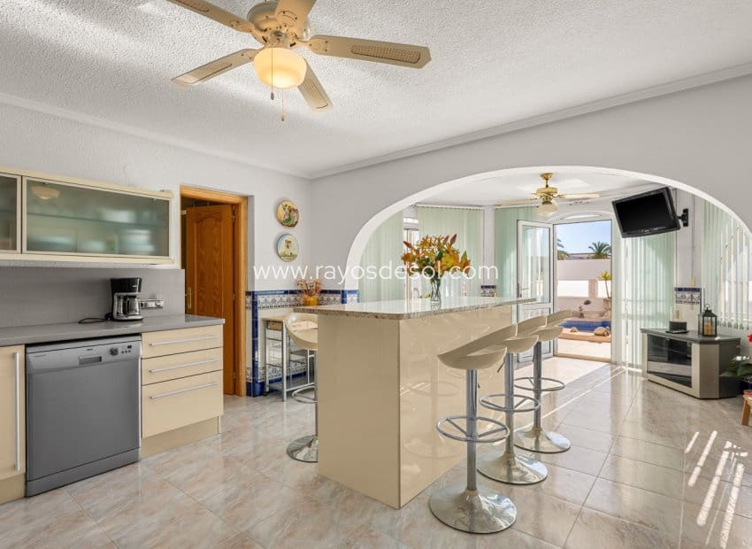 3 soveværelse Villa til salg i Rojales - € 495.000 (Ref: 9798500)