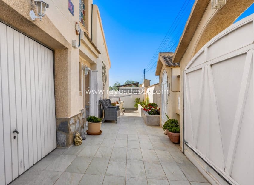 3 soveværelse Villa til salg i Rojales - € 495.000 (Ref: 9798500)