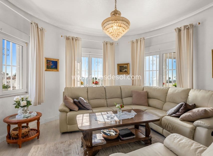 3 soveværelse Villa til salg i Rojales - € 495.000 (Ref: 9798500)