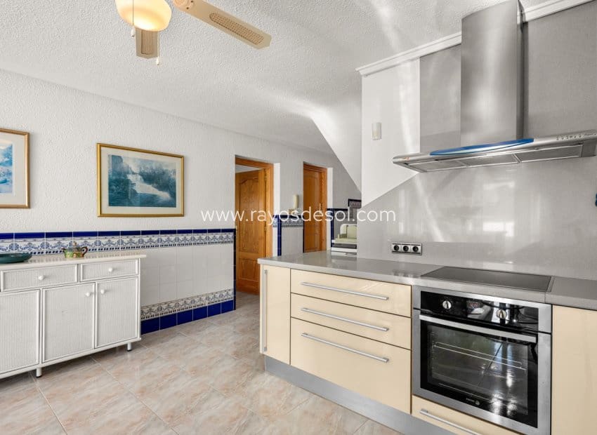 3 soveværelse Villa til salg i Rojales - € 495.000 (Ref: 9798500)