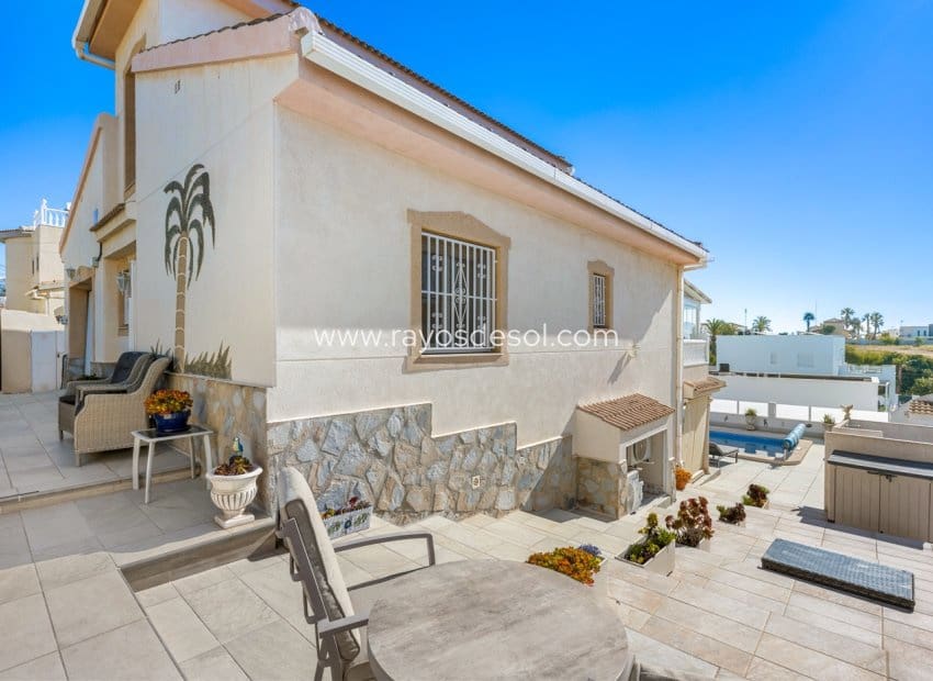 3 soveværelse Villa til salg i Rojales - € 495.000 (Ref: 9798500)