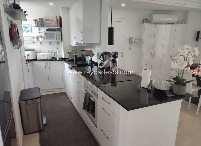 2 soverom Leilighet til salgs i Hacienda Riquelme med svømmebasseng - € 177 500 (Ref: 9802724)