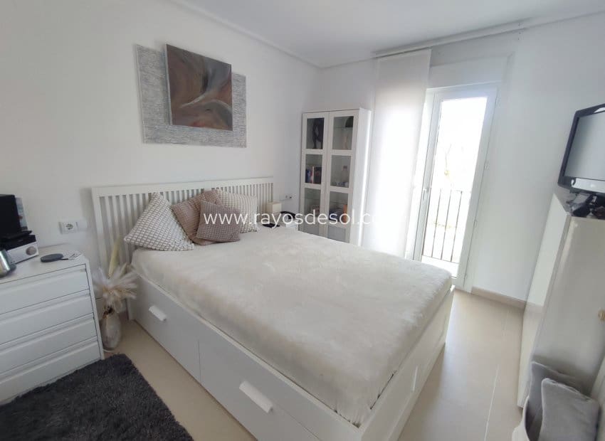 2 soverom Leilighet til salgs i Hacienda Riquelme med svømmebasseng - € 177 500 (Ref: 9802724)