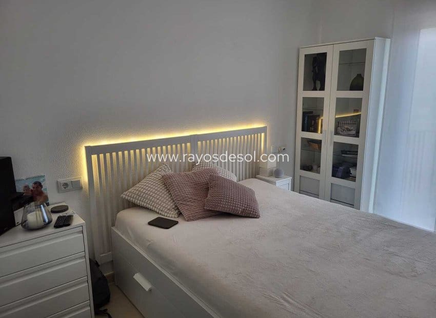2 soverom Leilighet til salgs i Hacienda Riquelme med svømmebasseng - € 177 500 (Ref: 9802724)