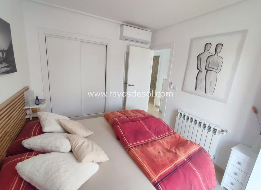 2 soverom Leilighet til salgs i Hacienda Riquelme med svømmebasseng - € 177 500 (Ref: 9802724)