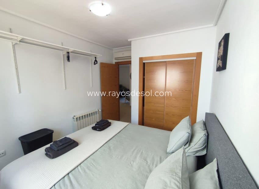 Apartamento de 2 habitaciones en Hacienda Riquelme en venta con piscina - 169.995 € (Ref: 9812471)