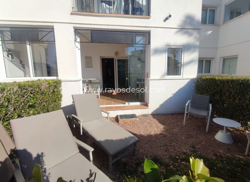 Apartamento de 2 habitaciones en Hacienda Riquelme en venta con piscina - 169.995 € (Ref: 9812471)
