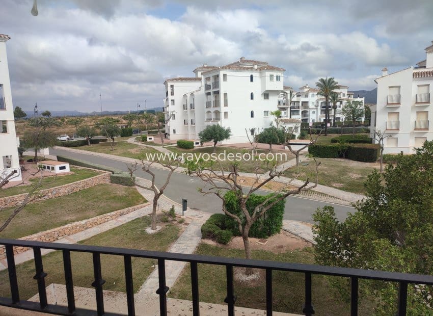 2 Zimmer Apartment zu verkaufen in Sucina mit Pool - 185.000 € (Ref: 9812476)