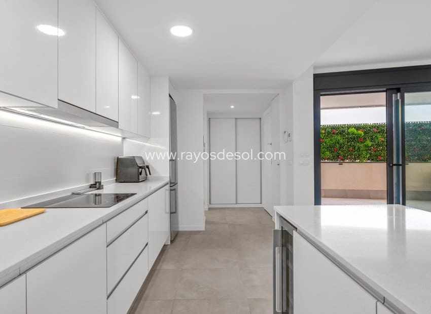 3 Zimmer Apartment zu verkaufen in Dehesa de Campoamor mit Pool - 349.000 € (Ref: 9815063)