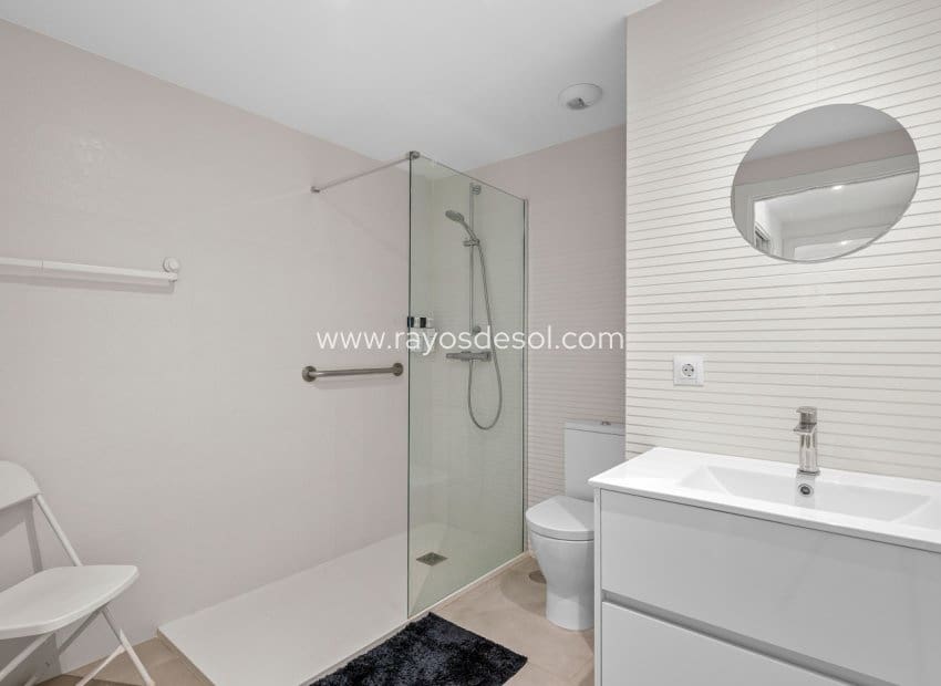 3 Zimmer Apartment zu verkaufen in Dehesa de Campoamor mit Pool - 349.000 € (Ref: 9815063)