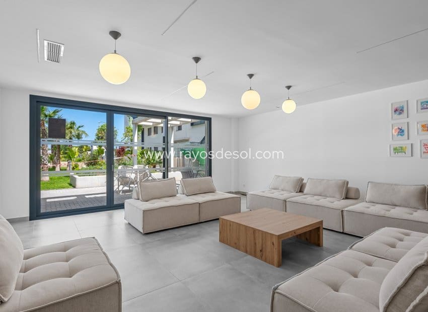 3 sypialnia Apartament na sprzedaż w Dehesa de Campoamor z basenem - 339 000 € (Ref: 9815063)