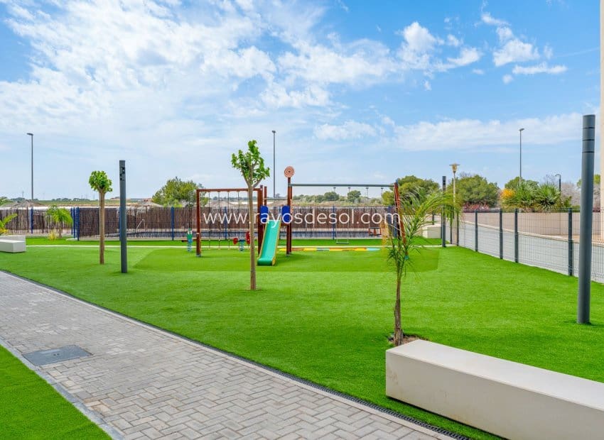 3 sypialnia Apartament na sprzedaż w Dehesa de Campoamor z basenem - 339 000 € (Ref: 9815063)