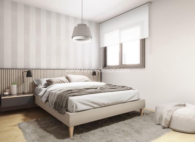 Apartamento de 2 habitaciones en Playa del Cura, Torrevieja en venta con piscina - 260.000 € (Ref: 9815064)