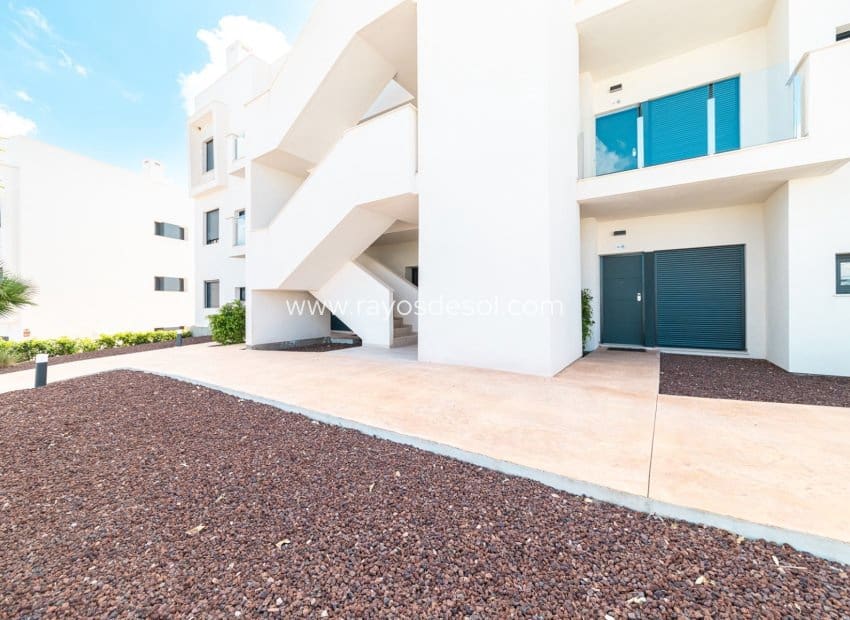 2 chambre Appartement à vendre à Pilar de la Horadada avec piscine - 275 000 € (Ref: 9816001)