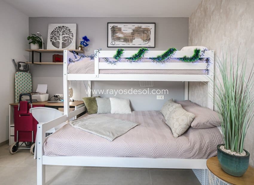 3 slaapkamer Penthouse te koop in San Pedro del Pinatar met zwembad - € 339.000 (Ref: 9816002)
