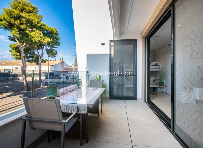 3 slaapkamer Penthouse te koop in San Pedro del Pinatar met zwembad - € 339.000 (Ref: 9816002)